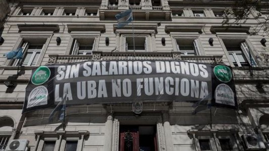 Paran los docentes y nodocentes de la UBA