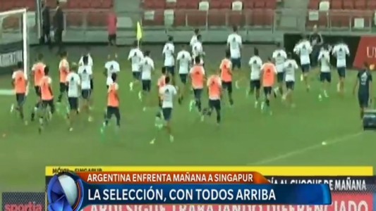 Sampaoli probó con dos defensores y cinco delanteros de cara al partido ante Singapur