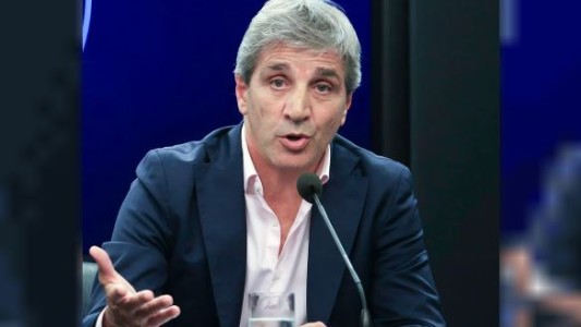 Cada vez más municipios advierten que no podrán pagar el aguinaldo mientras Luis Caputo les pide que ajusten