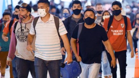 La pesadilla de volver a usar barbijo se expande desde el interior