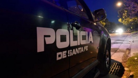 Santa Fe: hirió de bala a un policía durante un allanamiento y usó a su hija de escudo