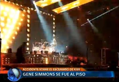 El blooper de Gene Simmons en el recital de Kiss