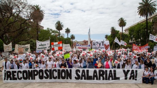 En pleno conflicto, el Gobierno impulsa un "plan de eficiencia" en el Garrahan con controles de presentismo