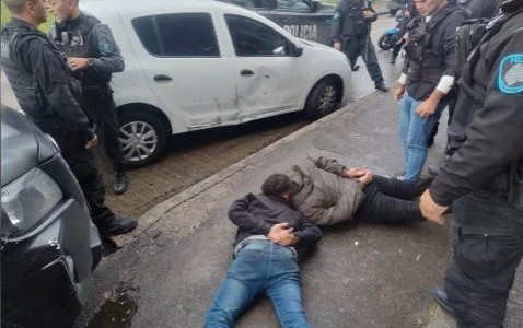 Detuvieron a los "hermanos Macana" tras una persecución