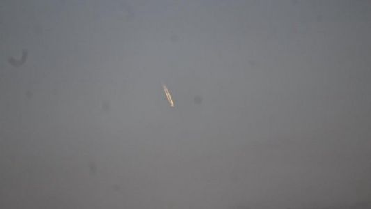 Sorpresa en Nechochea: grabaron una extraña luz en el cielo