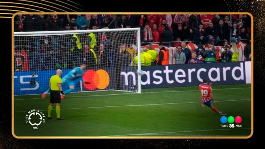 Cambiarán una regla de los penales tras el polémico "doble toque" de Julián Álvarez