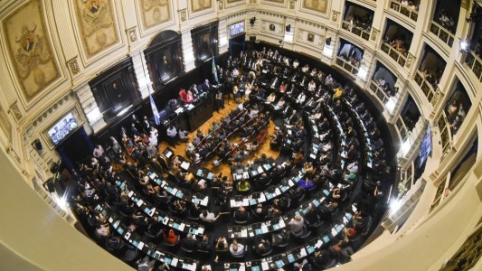 Sin consenso, se dilata el tratamiento de las reelecciones indefinidas en la Legislatura bonaerense