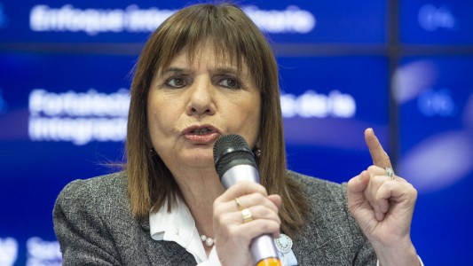 Patricia Bullrich defendió el accionar del policía que baleó a Thiago: "Los responsables son los delincuentes"