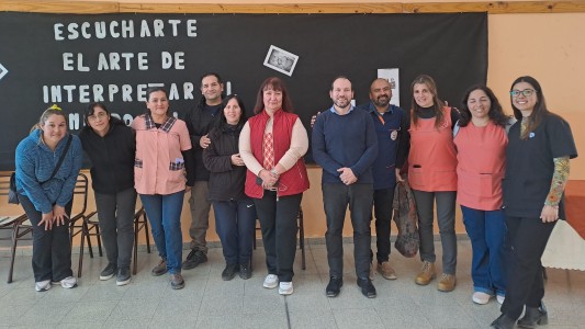 San Juan: un colegio abre las puertas al mundo del silencio