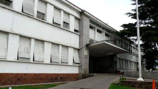 Un hombre resultó herido tras ser apuñalado por su hijo de 14 años en medio de una discusión familiar en Rosario