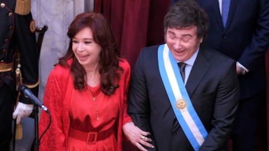 En Casa Rosada anticipan una detención "respetuosa" de Cristina Kirchner y se diferencian del macrismo