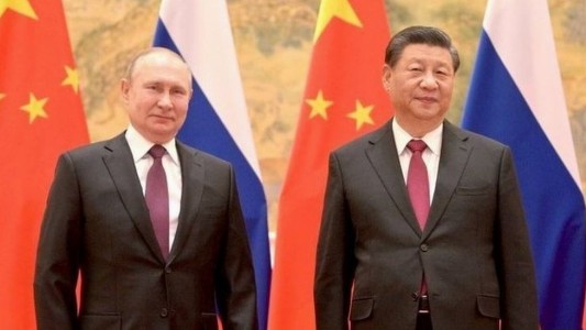 Xi Jinping conversó con Putin del conflicto en Medio Oriente y ofreció a China como país negociador de la paz