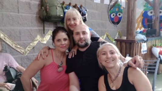 Rifan sus autos para pagar un tratamiento para su madre: la internación cuesta más de $6 millones por mes