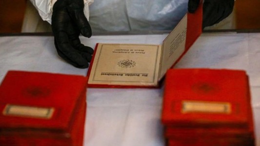La Corte Suprema trabaja sobre el contenido de las cajas nazis