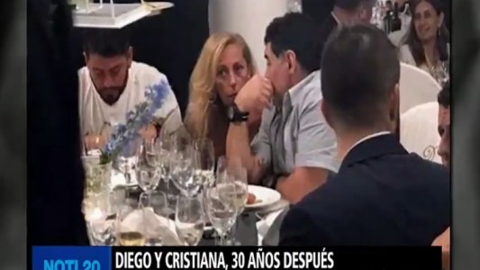 Maradona y Sinagra, juntos en Nápoles