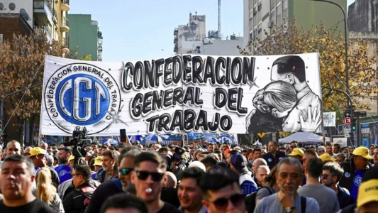 La Justicia declaró inconstitucional el decreto que limita el derecho a huelga