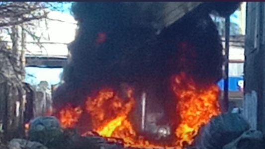 Primero armaron un basural clandestino: ahora dejan autos robados y los queman