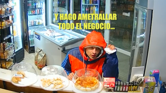 Amenazó y extorsionó a la empleada de un local: su mamá lo entregó y quedó detenido