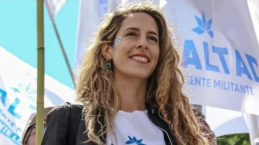 Le dieron la prisión domiciliaria a la funcionaria detenida por el ataque a la casa de Espert