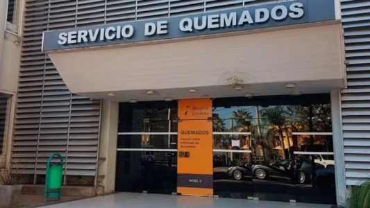 Un jubilado provocó un incendio por fumar en la cama y sufrió quemaduras