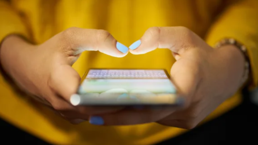 Hackers atacan aplicación donde mujeres comparten advertencias sobre hombres con los que salieron