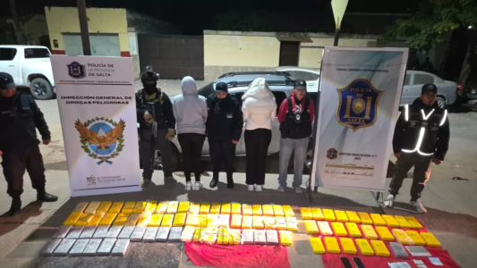 Incautaron más de 89 kilos de cocaína: detuvieron a dos mujeres