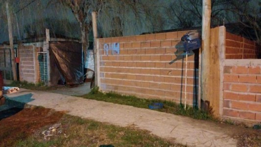 Femicidio en Berisso: un hombre asesinó a balazos su pareja adelante de su hijo de 7 años