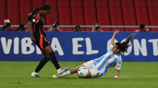 Por penales, Argentina cayó ante Colombia y se quedó afuera de la Copa América Femenina