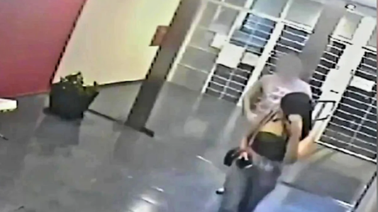 Fiscalía pide que vaya a juicio una “viuda negra” que sedujo a siete hombres, los drogó y les robó