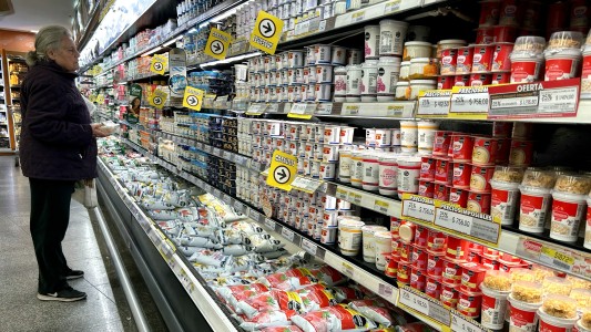 Advierten que el precio de productos básicos se disparó hasta un 334% desde noviembre de 2023