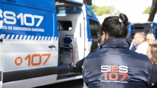 Se cayó un montacargas en una obra en construcción: murieron cuatro obreros y hay uno grave