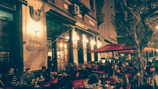 Paliza en un bar: rugbier deberá pagarle más de $110 millones a un joven