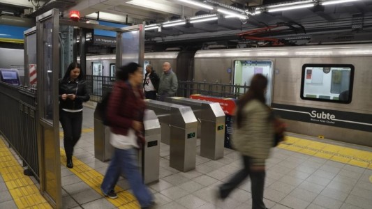 El subte también juega la Libertadores: la Línea D tendrá horario especial por River