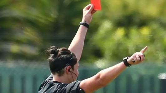 Despidieron a un periodista por comentarios machistas contra una árbitra