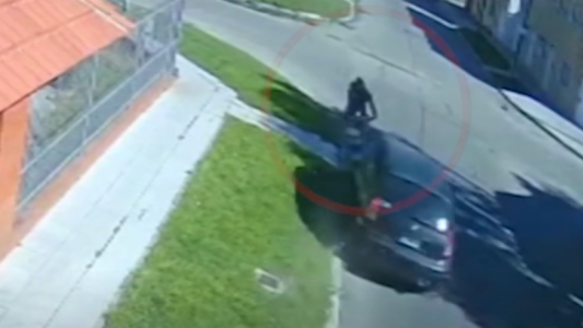 Automovilista atropelló a un ciclista en Banfield y escapó sin asistirlo
