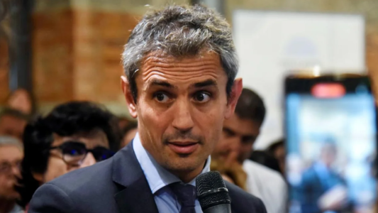 Presuntas coimas: "Pongo las manos en el fuego por Lule y Karina", dijo Martín Menem