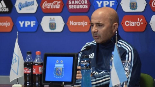 Sampaoli dijo que es "falso y malintencionado" el rumor sobre su pelea con Messi