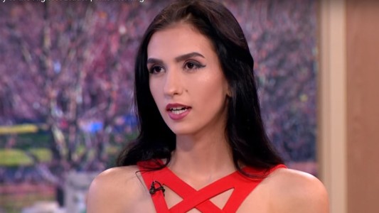 La historia de la chica que vende su virginidad para estudiar en Oxford