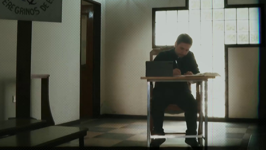 Misas con IA: es sacerdote y usa la inteligencia artificial para sus homilías