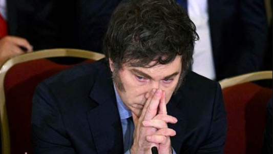 Para contrarrestar la derrota, Milei encabeza la reedición de la mesa política