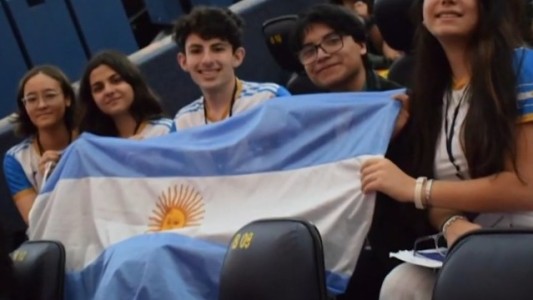 Orgullo argentino: estudiantes ganaron medallas en las Olimpiadas de Astronomía en Brasil