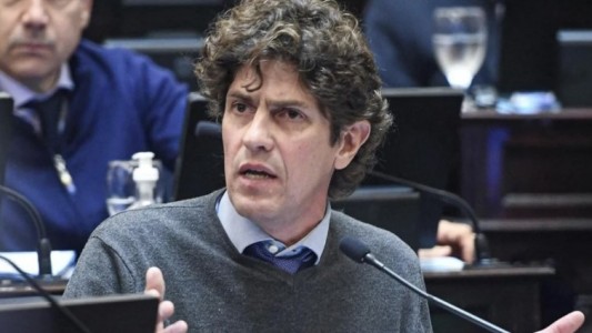 La UCR rechazó los vetos de Milei y adelantó que los rechazará en el Congreso