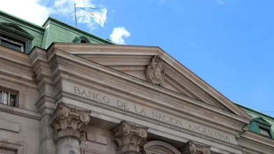 Procesaron a una empleada del Banco Nación por retirar casi $1 millón de cuentas de clientes