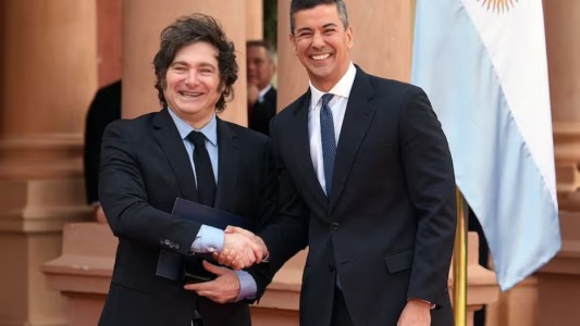 Milei viajará a Paraguay para participar de la CPAC y reunirse con Santiago Peña