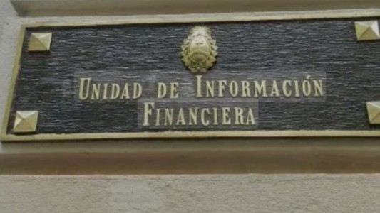 La UIF impuso la multa más grande de su historia: Merrill Lynch incumple normas antilavado