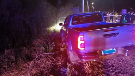 Hallaron a un empresario muerto dentro de una camioneta y detuvieron a un sospechoso