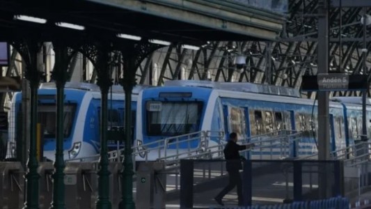 Trenes: Trabajo dictó la conciliación obligatoria e intimó a La Fraternidad a levantar la protesta