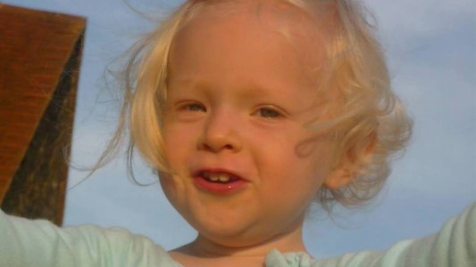 La madre quemantuvo el cuerpo de su hija muerta en su casa durante 11 días