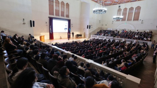“De esto sí se habla”: estudiantes hablaron de salud mental y ludopatía digital