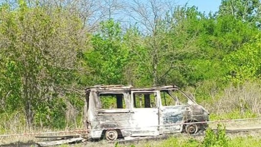Horror en Santa Fe: encontraron una camioneta quemada y restos óseos calcinados